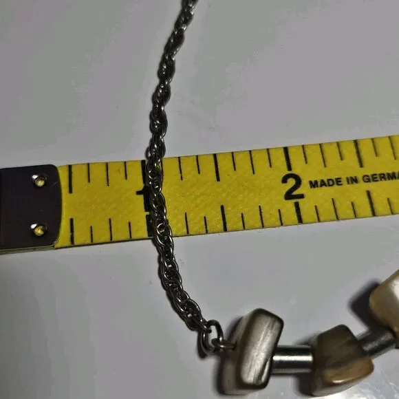 Silver Tone Twisted Chain With Tiger's Eye Necklace 18" - Picture 8 of 14